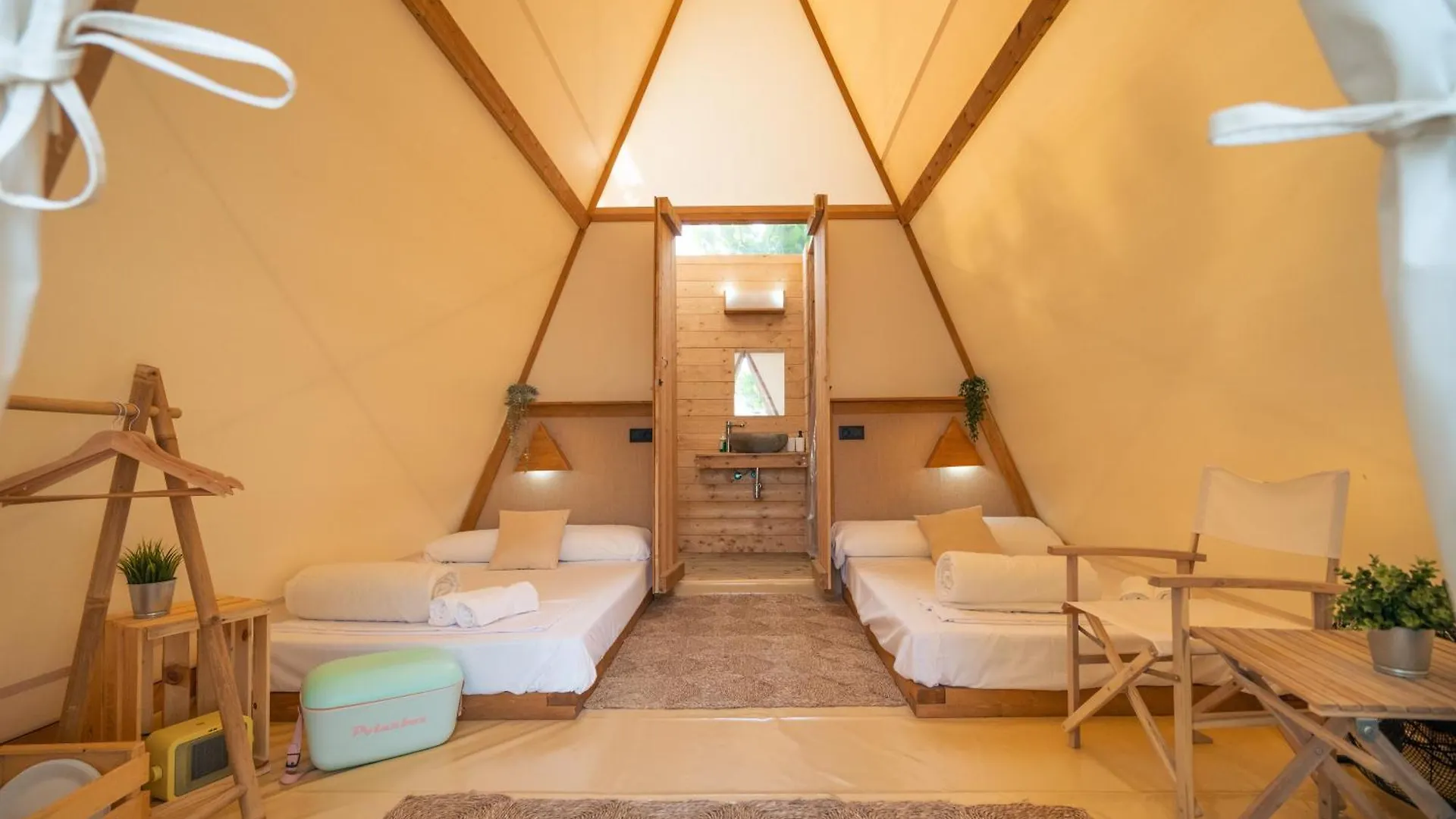 Luxury tent Kampaoh Lago De Arcos Arcos de la Frontera