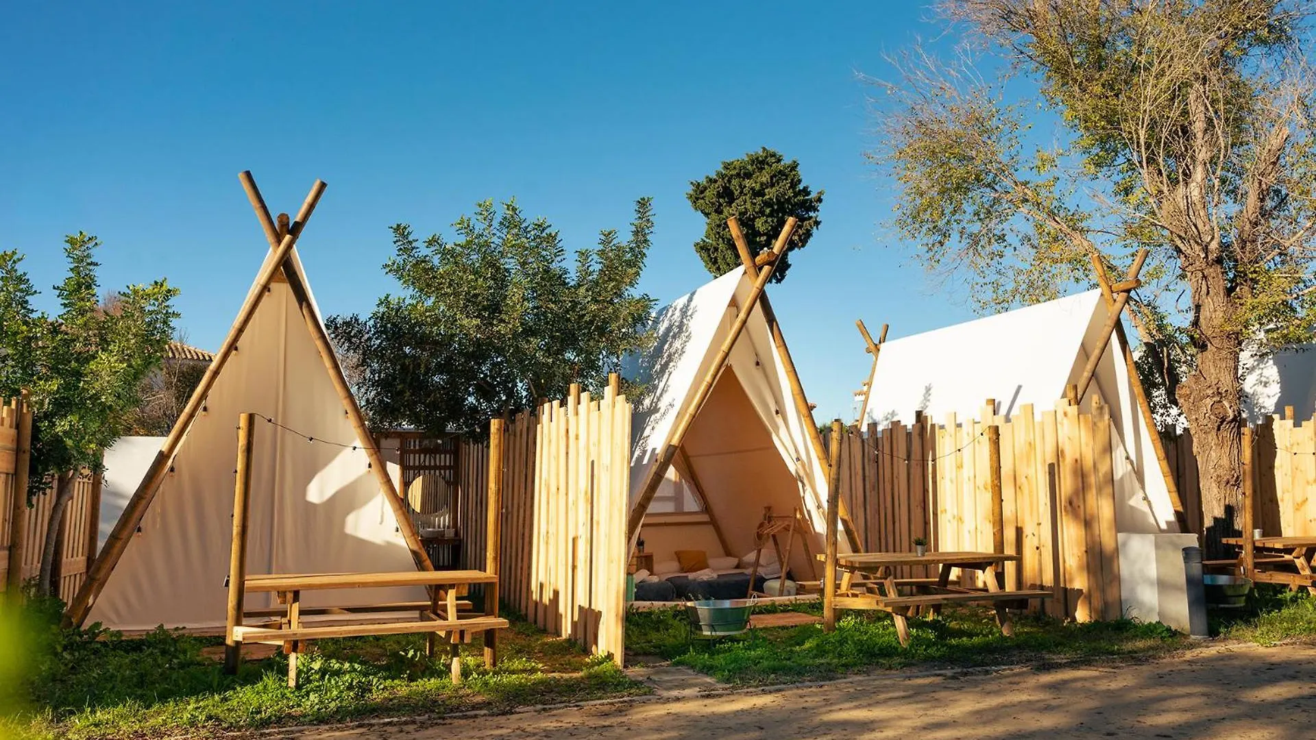 Kampaoh Lago De Arcos Arcos de la Frontera Luxury tent